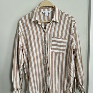 Women’s Old Navy Striped Button Down